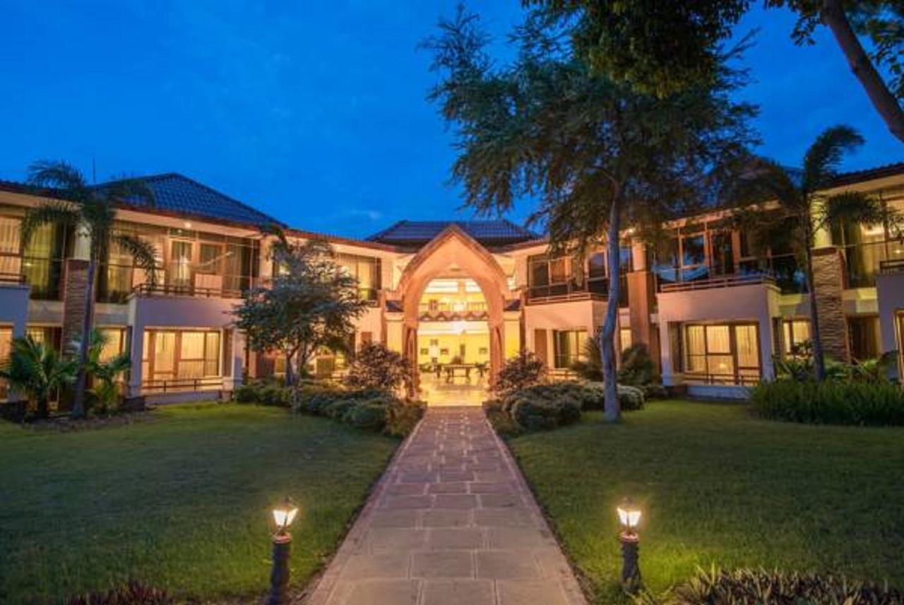 Aye Yar River View Resort Παγκάν Εξωτερικό φωτογραφία
